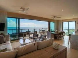 Luxury Beachfront 4BR Apartment in Isla Mujeres