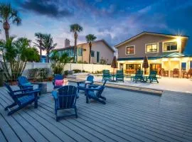 Luxury Riverfront Oasis Dock Pool & Walk 2 Beach
