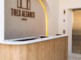 Hotel Tres Altares Sabaneta，薩瓦內塔的飯店