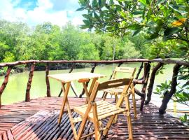 Phang Nga Bay Khanittha Homestay, hotel i Ban Khiam