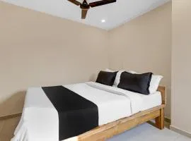 Hotel O M S Boarding and Lodging