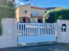 Maison F5 avec jardin et terrasse, animaux admis - FR-1-703-216, ξενοδοχείο σε Le Boulou