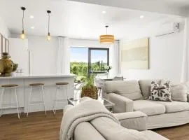 Peaceful Escape Close to Town - The Sanctuary Studio