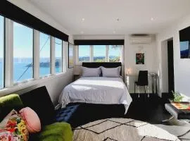 Modern Studio with Stunning Harbour Views