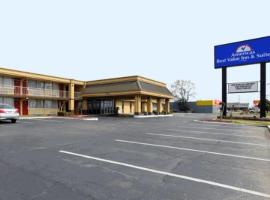 Americas Best Value Inn & Suites Greenville、グリーンビルのモーテル