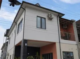 R-Oak Hotels and Apartments