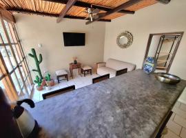 Mini-apartment near the sea with garden and grill, ξενοδοχείο σε Pacasmayo