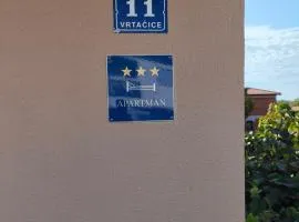 Apartma Mija - L