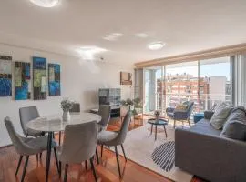 Cosmopolitan Charm in Central Sydney
