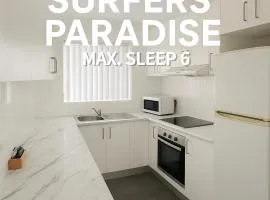 Sunrise Lodge Apt 5 - Renovated 2BR - Ground Floor and Pool