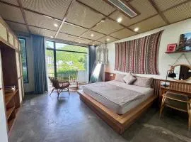 Quiri Lakeside Hotel Cat Ba