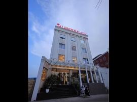 Hotel Taj Crown Plaza - By BS Group Of Hotels, hotel with hot tubs in Agra