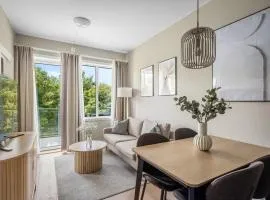 Modern 3-rooms apartment in Jattavagen, Hinna Park