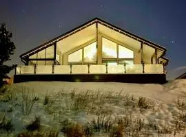 Aurora Arctic Riverside Villa