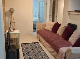 peaceful comfortable Clear center familyhouse