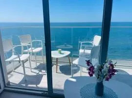 OCEAN PEARL in Albania