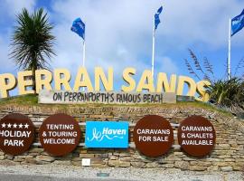Chalet 150, Perran Sands, hotel a Perranporth