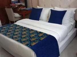Newly Built Hotel Ambience Just Near New Delhi Railway Station Paharganj & Connaught Place