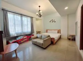 Q House