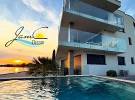 JamC Dream direkt am Meer mit beheiztem Pool