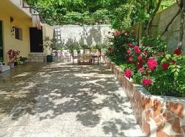 Guest House Flower