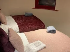 Modern 2BR near Wigan Town Centre