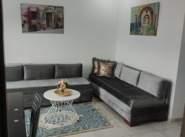 Magnifique appartement avec vue d&eacute;gag&eacute;e, pr&egrave;s de l'a&eacute;roport et parking priv&eacute;，艾爾亞奈的自炊式住宿