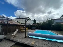 Beautiful Villa for 8 people with pool