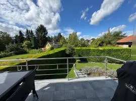 Appartement "Bonn" für 4 Personen, zentral zwischen Köln und Bonn nahe Phantasialand gelegen, Top-Ausstattung, Ruhiglage, DB-Anschluß im Ort
