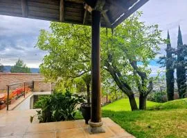 Altamira Apart Suites Tumbaco