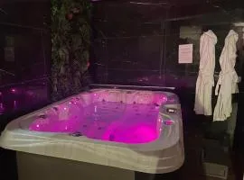 Le Fuchsia Spa Unenuitametz