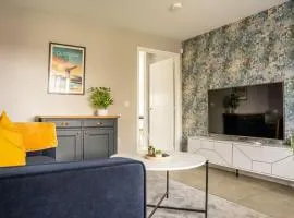 JustStay Glasgow - 3 Bedroom Luxury Villa with free parking