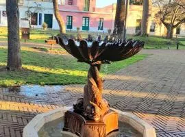 La Casa Rosada del Barrio Histórico