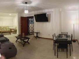 Apartamento Renovado en la Mejor Zona del Centro de Caracas