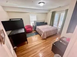 Private Room in Everett