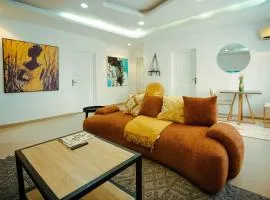 Cozy 2Bed with Mini Pool & Outdoor Lounge in Lagos