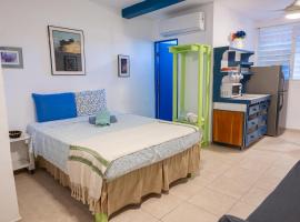 Studio 3 Anacaona with Garden access, hotel v destinaci Vieques