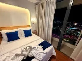 Sapphire Seaview Park Suites near Okada, Solaire, MOA, NAIA Airport, Bayview