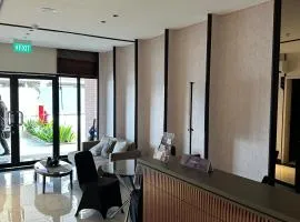 ARTsC Newville Luxury