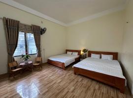 Ma Pi Adventures Ha Giang Loop Tour & Motorbike Rental، فندق في ها زانغ