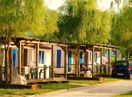 Mobilehouse & Camping Lijak, glampingplads i Šempas