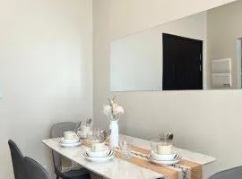 Sage 1BR Staycation Gentry Manor Near Okada & NAIA Airport