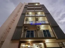 FabHotel Royal Suites I