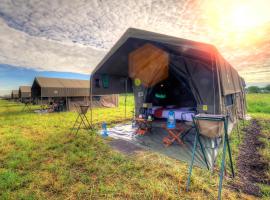 Kananga Special Tented Camp, hotel en Banagi