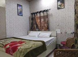 Radhey Radhey Guest House