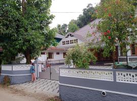 3 BHK with 2 Bath for family short stays, hotel v destinaci Thodupuzha