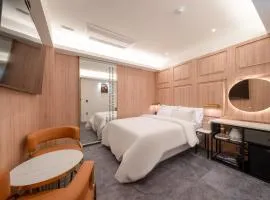 HotelInsta Main Branch