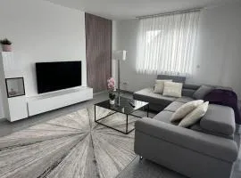 Moderne Wohnung für bis zu 8 Personen mit großem Balkon
