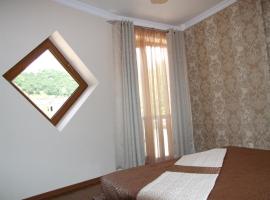 Centrale Guesthouse, hotel a Jermuk