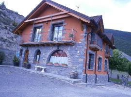 Casa Miguel Périz, hotel with parking in Sorripas